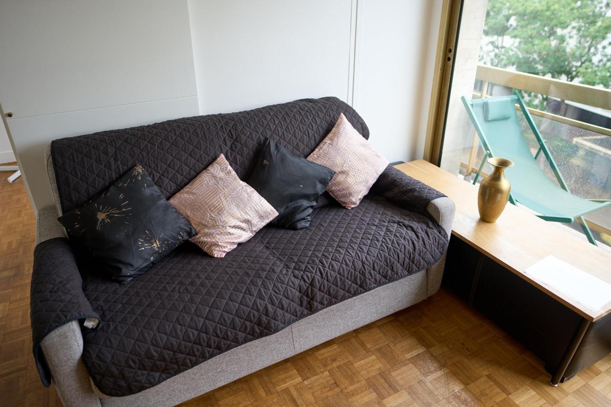 Entiry Apartment, Private Rooms In Paryż Zewnętrze zdjęcie